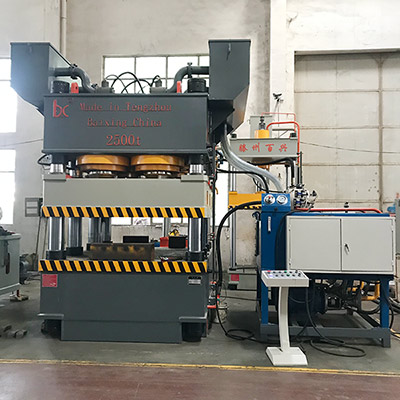 百興智能2500噸門板壓花機
