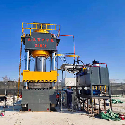 山東百興3000噸水泥支撐梁破碎機