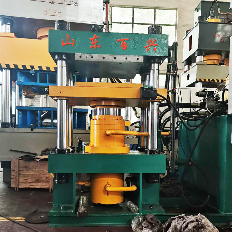 160噸三梁四柱液壓機（熱壓機）