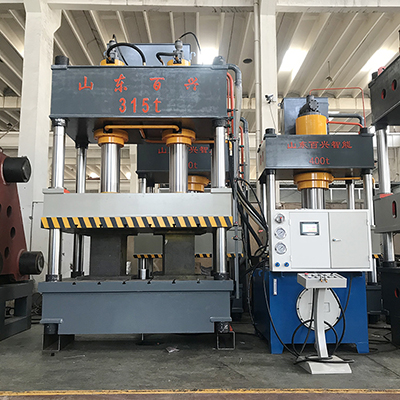 集成灶廚具面板成型液壓機客戶現場